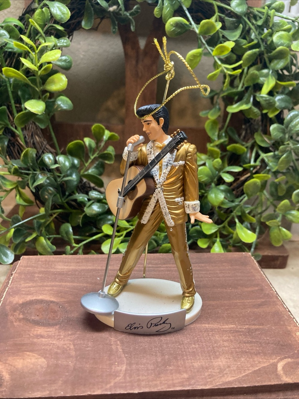 Elvis Presley Christmas Ornament Statue Performing Gold Suit Collectibles NEW